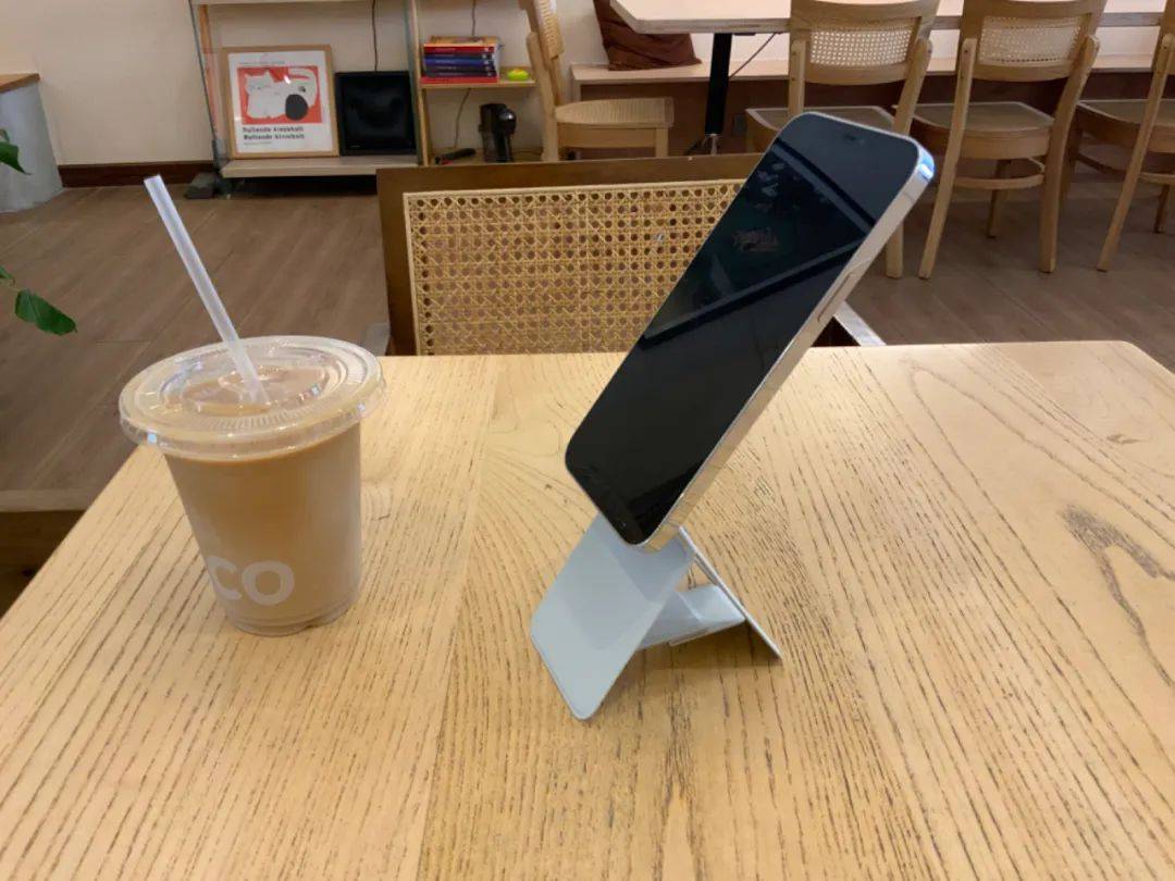 的手机支架（我觉得哈哈哈）尊龙凯时APP全世界最好用(图3)