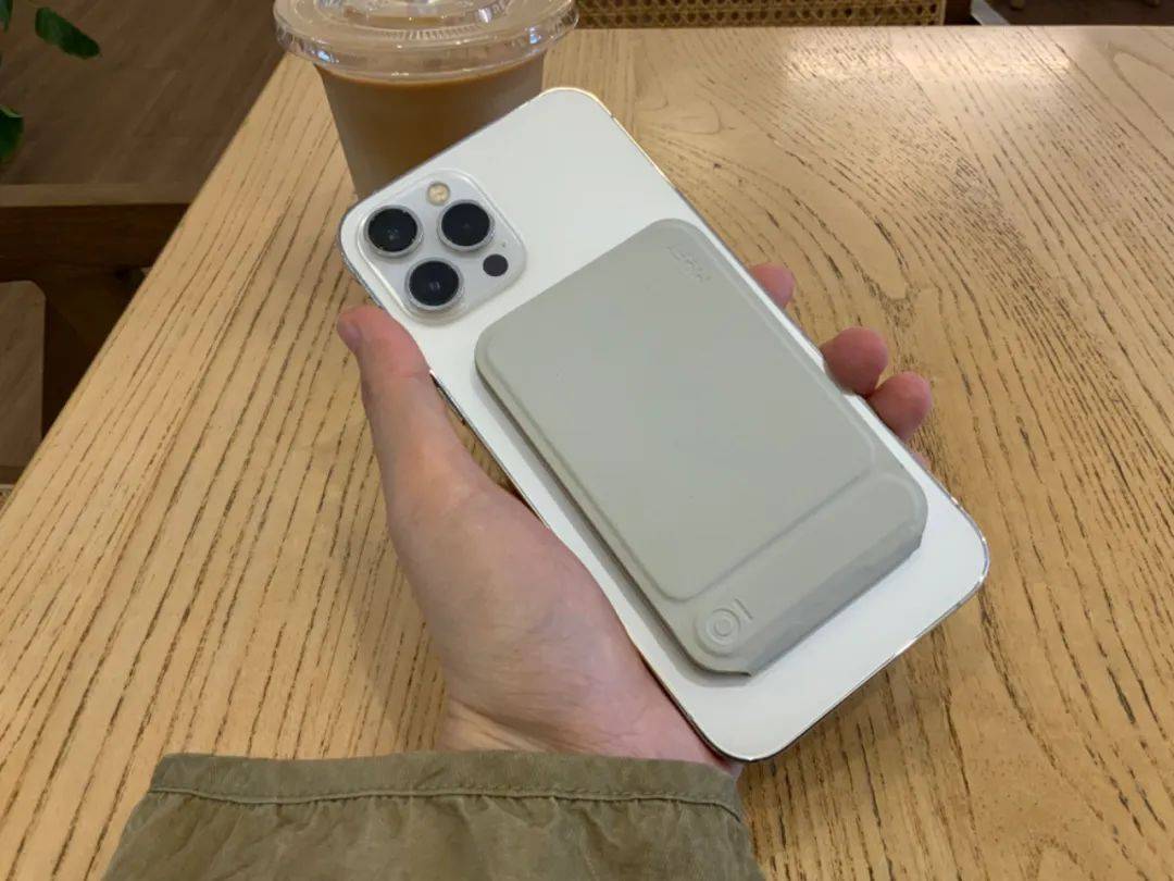 的手机支架（我觉得哈哈哈）尊龙凯时APP全世界最好用(图2)