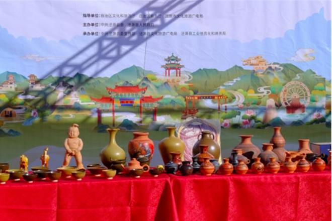 餐饮美食推广活动在宁夏固原市泾源县雅豪滑雪场举办尊龙凯时app平台“泾膳泾美·源汁源味”乡村特色(图4)